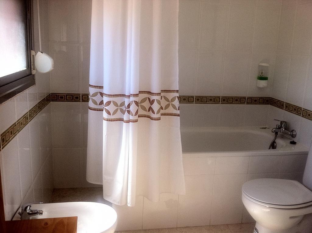 Hostal Madrid Paris بويتراغو ديل لوزويا الغرفة الصورة
